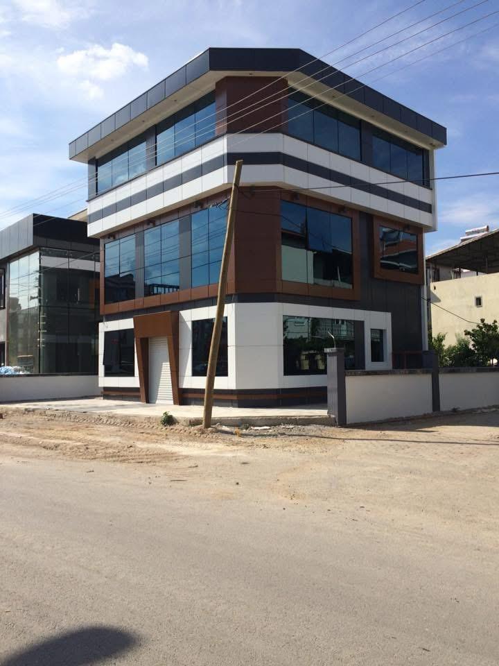 Menderes 9 Eylül Caddesi İki Adet Plaza Projesi